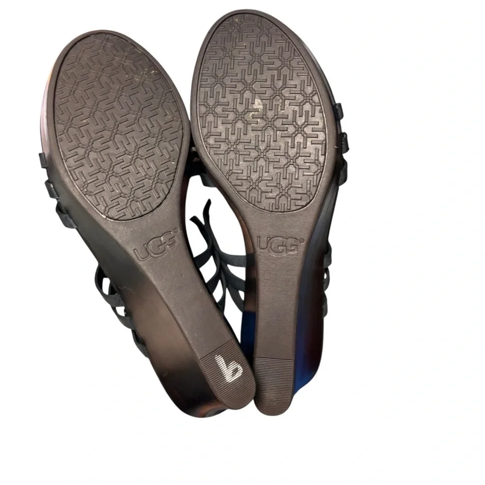 UGG mattie wedge